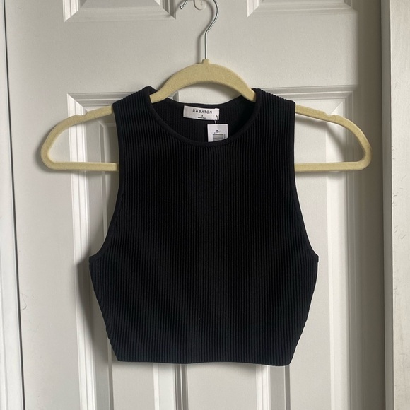 🆕 Aritzia Babaton Sculpt Knit Racer Cropped - Picture 6 of 10